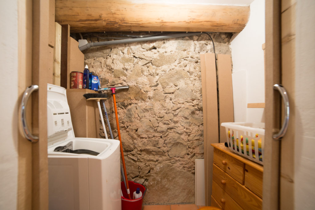 Buanderie du Gîte gramaxto Saint-Laurent-de-Cerdans Pyrénées